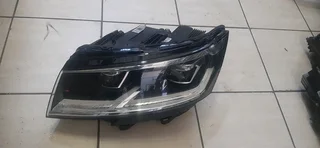 Vw Transporter T8 left side headlight please contact lucas on 0843018577