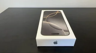 Bran new sealed iPhone 16 pro max 256gb Desert titanium