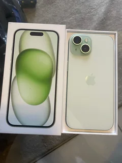 iPhone 15 256gb green