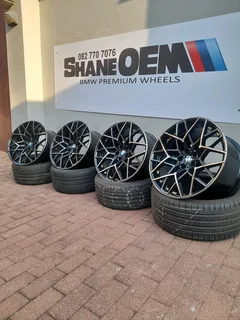 20" BMW M8 Oem mags