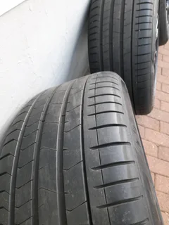 21&#34; BMW x5 x6 Oem mags and tyres