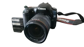 CAMERA CANON EOS 30D