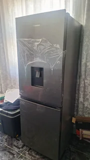 Fridge - Ad posted by Lisa M