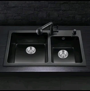Strong sink