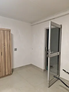 One bedroom for rent in Kinross town