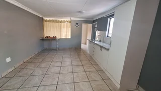 One bedroom flat to let in Kinross town