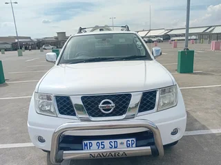 2015 Nissan Navara 2.5 Diesel