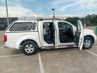 2015 NISSAN NAVARA 2.5 DIESEL