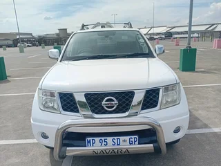 2015 Nissan Navara 2.5 Diesel