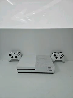 XBOX ONE S GAMING CONSOLE &#43; 2 CONTROLLERS