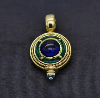 9ct Yellow Gold Pendant