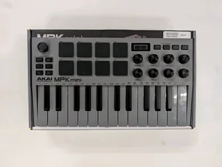 Akai Midi Keyboard