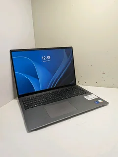 DELL VOSTRO INTEL CORE I7 LAPTOP. 12TH GENERATION
