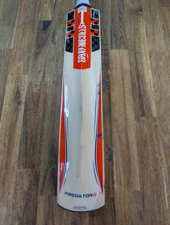 GRAY NICHOLLS PREDATOR 3 BLAZE HALESTORM CRICKET BAT - SIZE SH