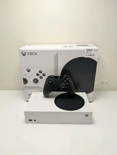 XBOX SERIES S DIGITAL GAMING CONSOLE - 512GB