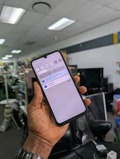 SAMSUNG GALAXY A24 - 128GB STORAGE