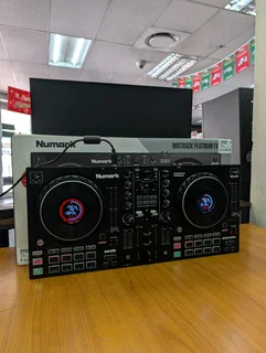 Numark Mixtrack Platinum Fx 4-Deck Serato Dj Controller