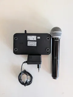 Shure Blx4 Wireless Receiver &#43; Shure Blx2 Wireless Microphone