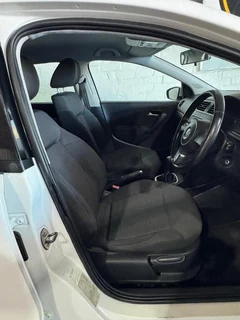 2011 VOLKSWAGEN POLO 1.6 COMFORTLINE 5DR