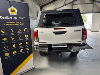 2017 TOYOTA HILUX 2.8 GD-6 RAIDER 4X4 A/T P/U D/C