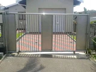 Gates and balustrades