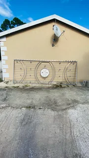 Gates and balustrades