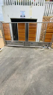 Gates and balustrades