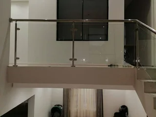 Gates and balustrades