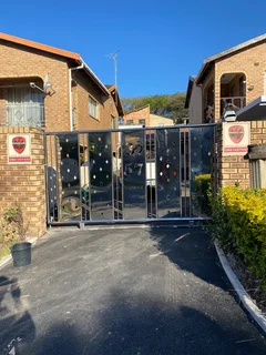 Gates and balustrades