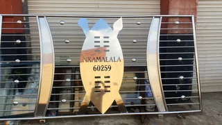 Gates and balustrades