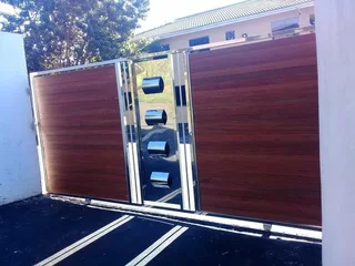 Gates and balustrades