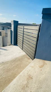 Gates and balustrades