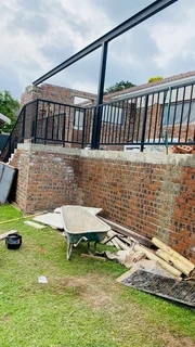 Gates and balustrades