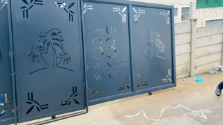 Gates and balustrades