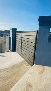 Gates and balustrades