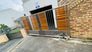 Gates and balustrades