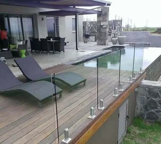 Gates and balustrades