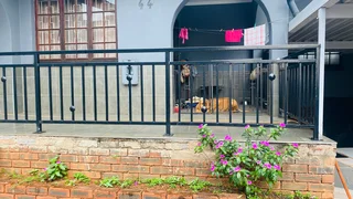 Gates and balustrades