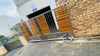 Gates and balustrades