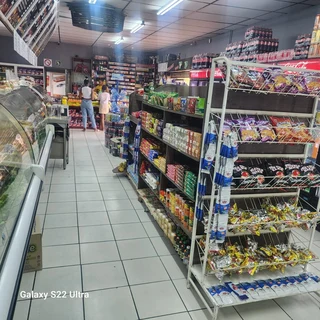 Supermarket and takeaways For Sale