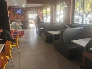 Pub and restaurant (Arcadia)