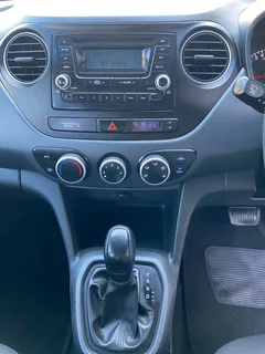 Hyundai grandi10 2018,1.0 auto.