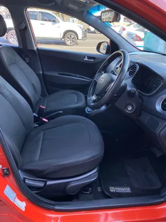 Hyundai grandi10 2018,1.0 auto.