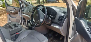 Hyundai H1 7-Seater Shuttle Service &amp; Vehicle Hire – With Driver