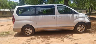 Hyundai H1 7-Seater Shuttle Service &amp; Vehicle Hire – With Driver