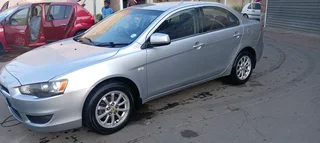 2009 mitsubishi lancer 2.0 gls