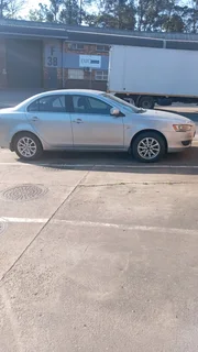 2009 mitsubishi lancer 2.0 gls