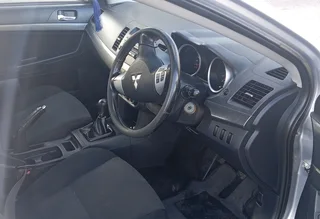 2009 mitsubishi lancer 2.0 gls
