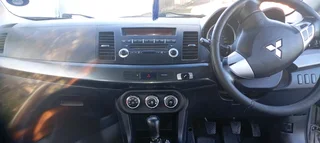 2009 mitsubishi lancer 2.0 gls
