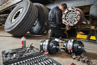 Thunder Truck &amp; Trailer Repair&#39;s And 24/Hour Road-Side Assistance: